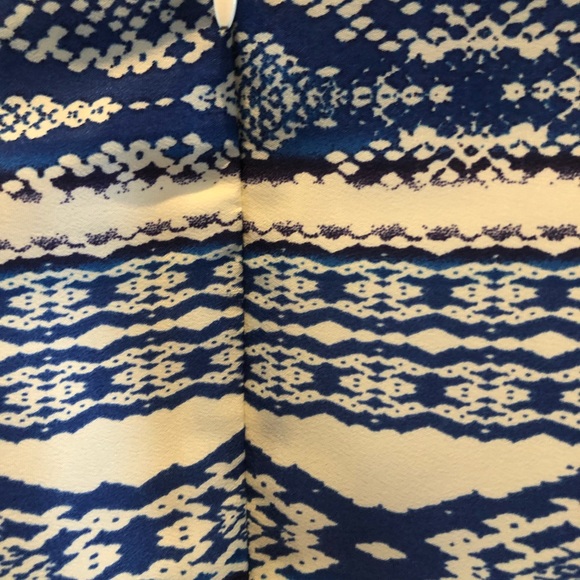 Blue and white sheath dress - Picture 4 of 4